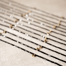 Load image into Gallery viewer, Fluid Gotas Necklace